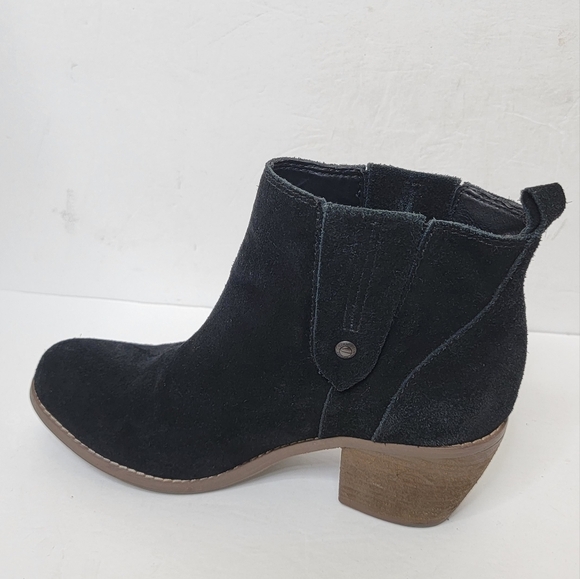Calvin Klein Lena Boots Black Suede Leather Short Ankle Booties Size 9.5 - Picture 6 of 10